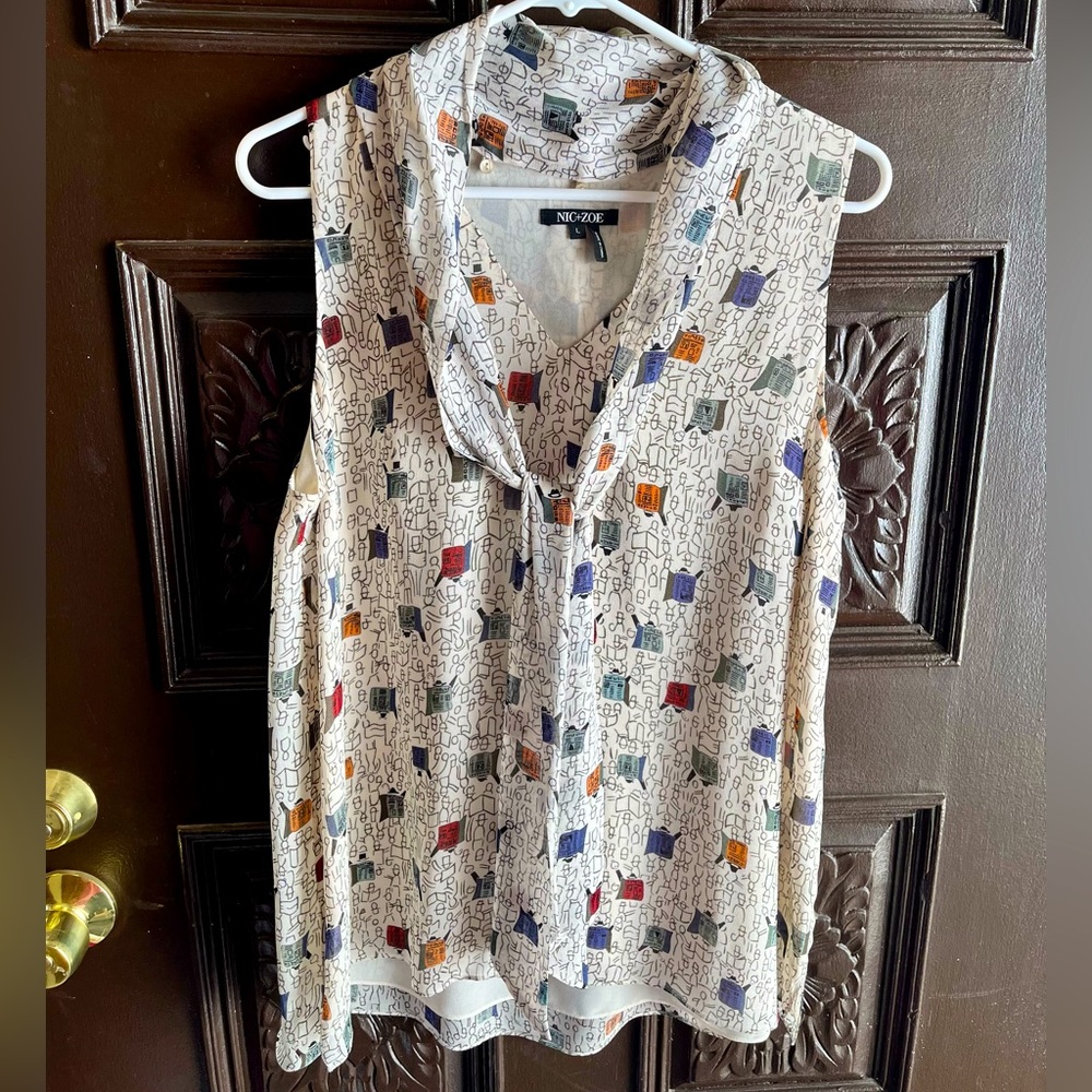 Nic + Zoe tie sleeveless blouse - Size L